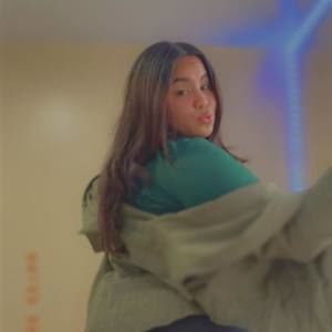 Meet your Posher, María